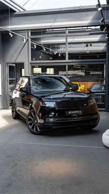 Land Rover Range Rover HSE P550E — photo 19