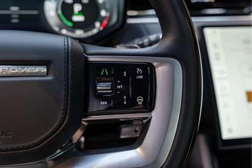 Land Rover Range Rover HSE P550E — photo 33