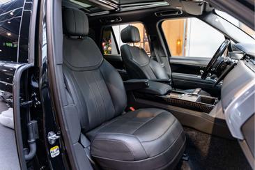 Land Rover Range Rover HSE P550E — photo 43
