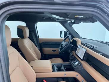 Land Rover Defender 110 X-Dynamic HSE 3.0D L6 MHEV AWD Aut. 250 — photo 7