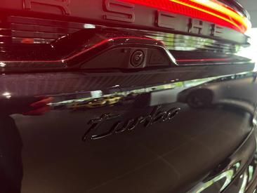 Porsche Macan Electrique Turbo — photo 29