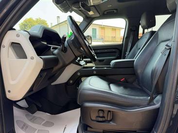 Land Rover Defender 110 S Awd 3.0d I6 Mhev — photo 10