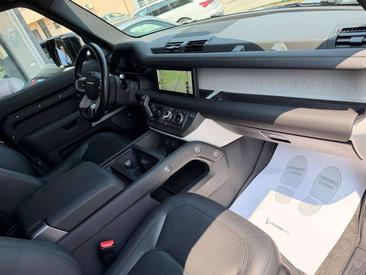Land Rover Defender 110 S Awd 3.0d I6 Mhev — photo 11