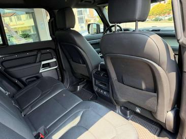 Land Rover Defender 110 S Awd 3.0d I6 Mhev — photo 17