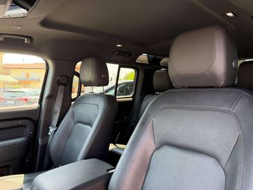 Land Rover Defender 110 S Awd 3.0d I6 Mhev — photo 19
