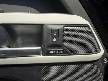 Land Rover Defender 110 S Awd 3.0d I6 Mhev — photo 20