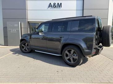 Land Rover Defender 110 D250 S AWD Auto 26MY Gris — photo 3