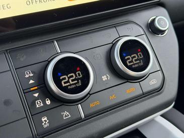 Land Rover Defender 110 D250 S AWD Auto 26MY Gris — photo 16