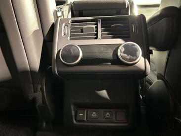Land Rover Discovery Dynamic SE D350 — photo 16