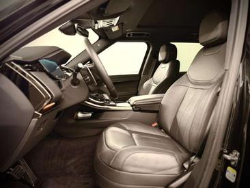 Land Rover Range Rover Sport D250 — photo 14