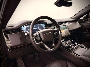 Land Rover Range Rover Sport D250 — photo 17