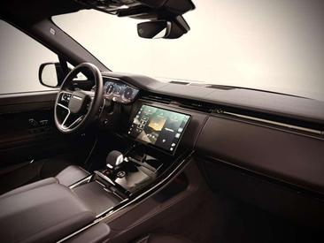 Land Rover Range Rover Sport D250 — photo 24