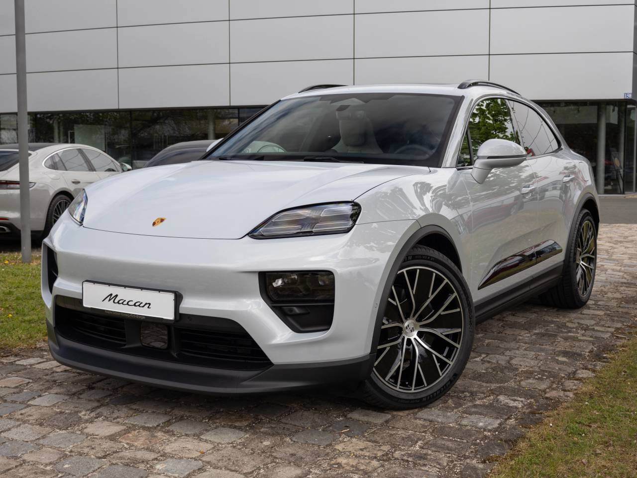 Porsche Macan Electrique 4 - 2025 - Joinsteer - #1