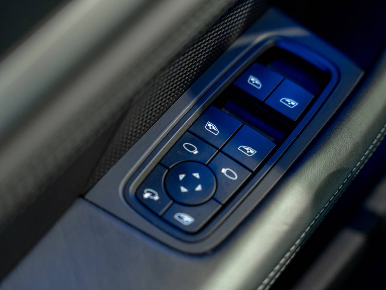 Porsche Taycan ph2 4 Cross Turismo - 2024 - Joinsteer - #18