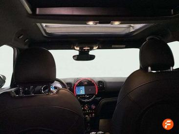 Mini Countryman COOPER SE — photo 26