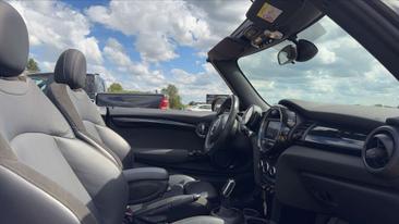 Mini Cabrio JCW Cooper — photo 26