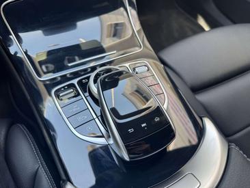Mercedes Classe C 300 AMG Line — photo 27