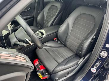 Mercedes EQC 400 — photo 7