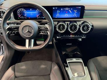 Mercedes CLA 200 AMG Line — photo 10