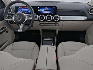 Mercedes EQB 350 AMG Line — photo 4