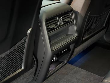 Porsche Cayenne III Turbo GT — photo 18