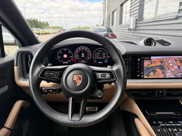 Porsche Cayenne III Turbo GT — photo 13