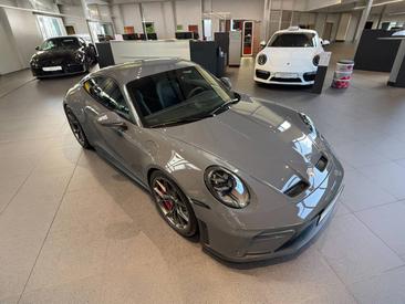 Porsche 911 Turbo S — photo 16