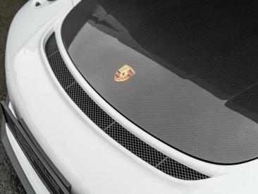 Porsche 911 GT2 RS — photo 14