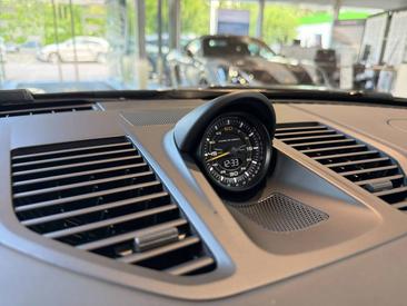 Porsche 911 Turbo S — photo 27
