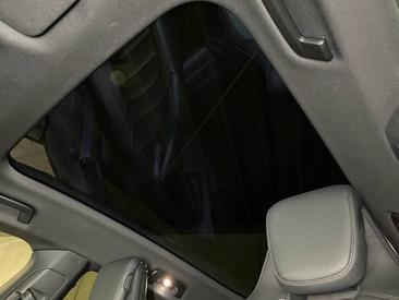 Porsche Taycan Cross Turismo Turbo — photo 24