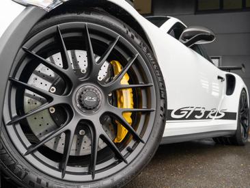 Porsche 911 GT2 RS — photo 34