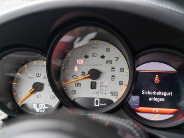 Porsche 911 GT2 RS — photo 49