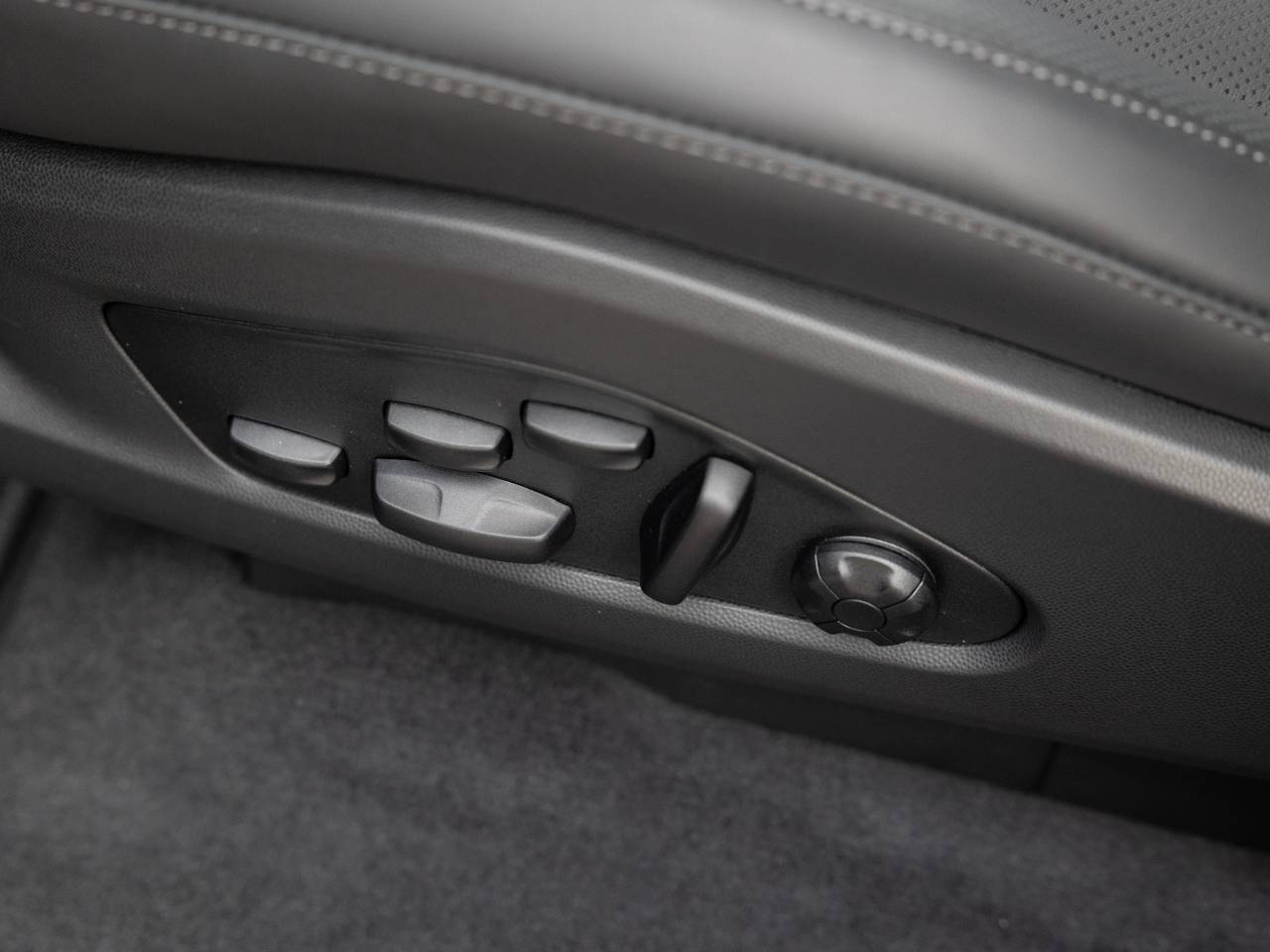 Porsche Macan Electrique Turbo - 2025 - Joinsteer - #20