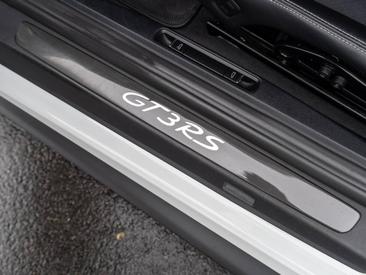 Porsche 911 GT2 RS — photo 57
