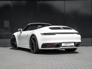 Porsche 911 GT3 — photo 3