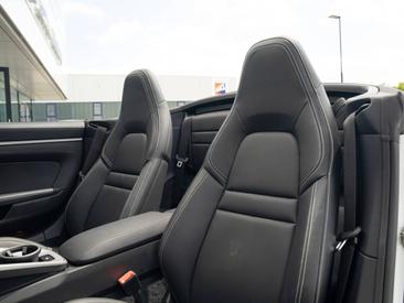 Porsche 911 GT3 — photo 14