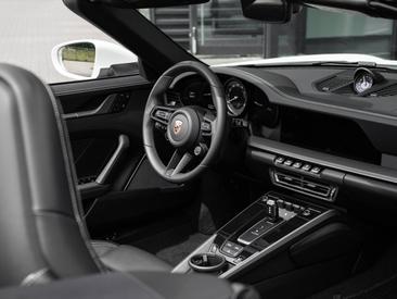 Porsche 911 GT3 — photo 19