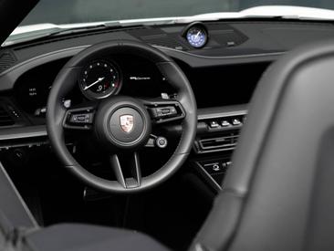 Porsche 911 GT3 — photo 20