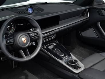Porsche 911 GT3 — photo 21