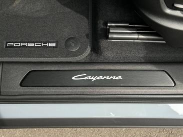 Porsche Cayenne III Turbo GT — photo 15