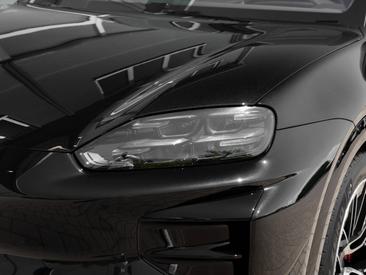 Porsche Cayenne E4 Turbo Electric — photo 10