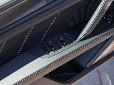 Porsche Cayenne E4 Turbo Electric — photo 19