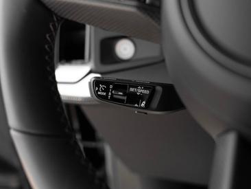 Porsche Cayenne E4 Turbo Electric — photo 24