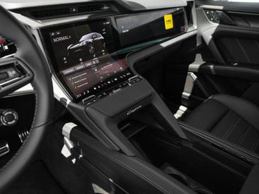 Porsche Cayenne E4 Turbo Electric — photo 26