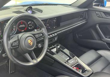 Porsche 911 — photo 9