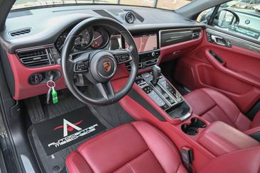 Porsche Macan Electrique S — photo 9