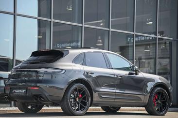 Porsche Macan Electrique S — photo 35
