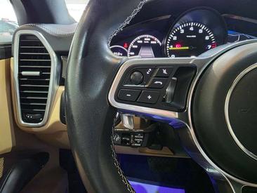 Porsche Cayenne III E-Hybrid Platinum Edition — photo 48