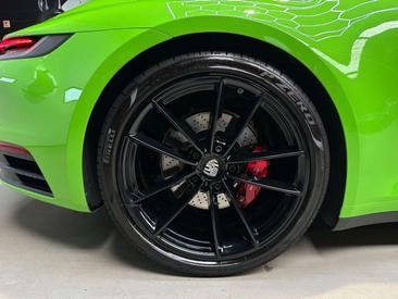 Porsche 911 Carrera S — photo 8