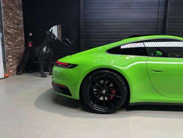 Porsche 911 Carrera S — photo 42